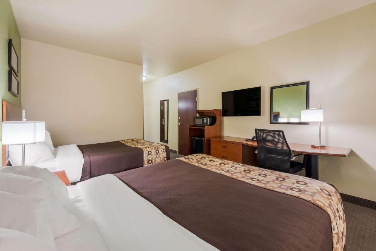 Surestay Plus Hotel By Best Western Near Seaworld San Antonio Exterior foto