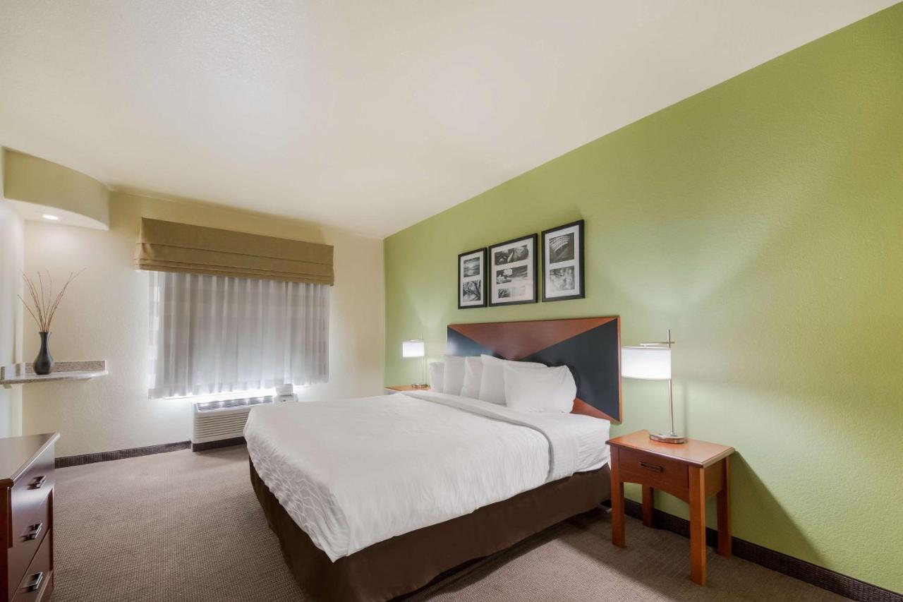 Surestay Plus Hotel By Best Western Near Seaworld San Antonio Exterior foto